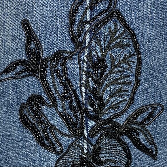 White House Black Market Everyday Soft Jeans Blue Size 2 Skinny Ankle Beaded - Picture 10 of 16